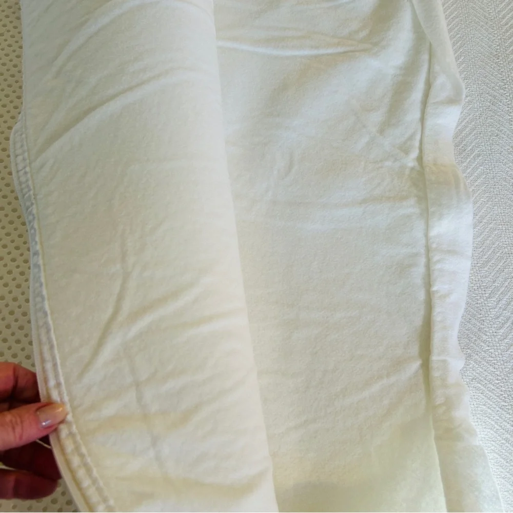 Newton Breathable Mini Crib Mattress Cover - White